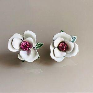 Vintage LISNER Floral Earrings